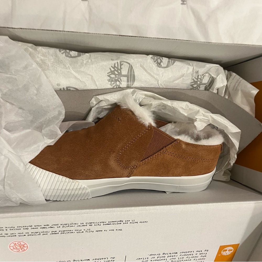Timberland Women's Skyla Bay 2.0 Warm Lined Slip-On sneakers Size 7 New in Box
